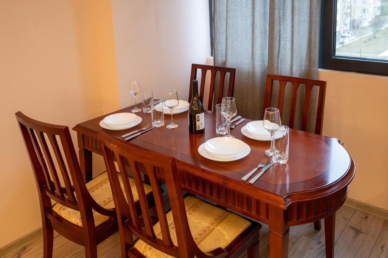 Spacious 1Bdr Apartment Near City Center Sofia Eksteriør bilde